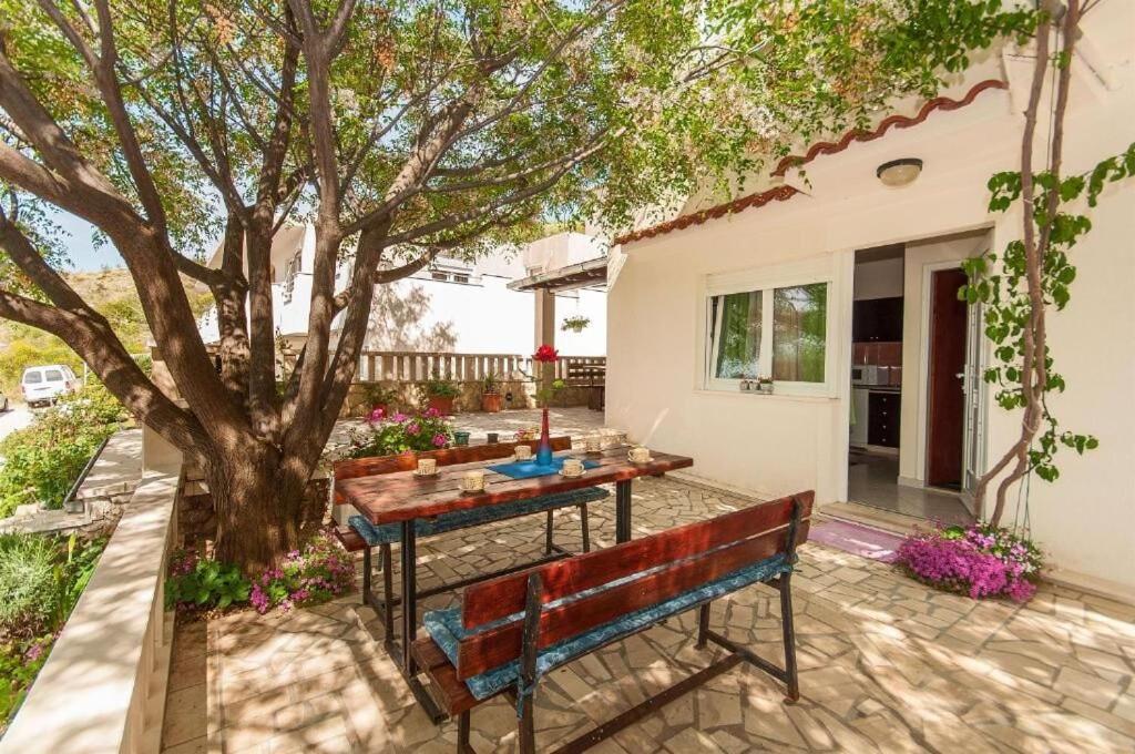 Apartments Zdenka オミシュ エクステリア 写真