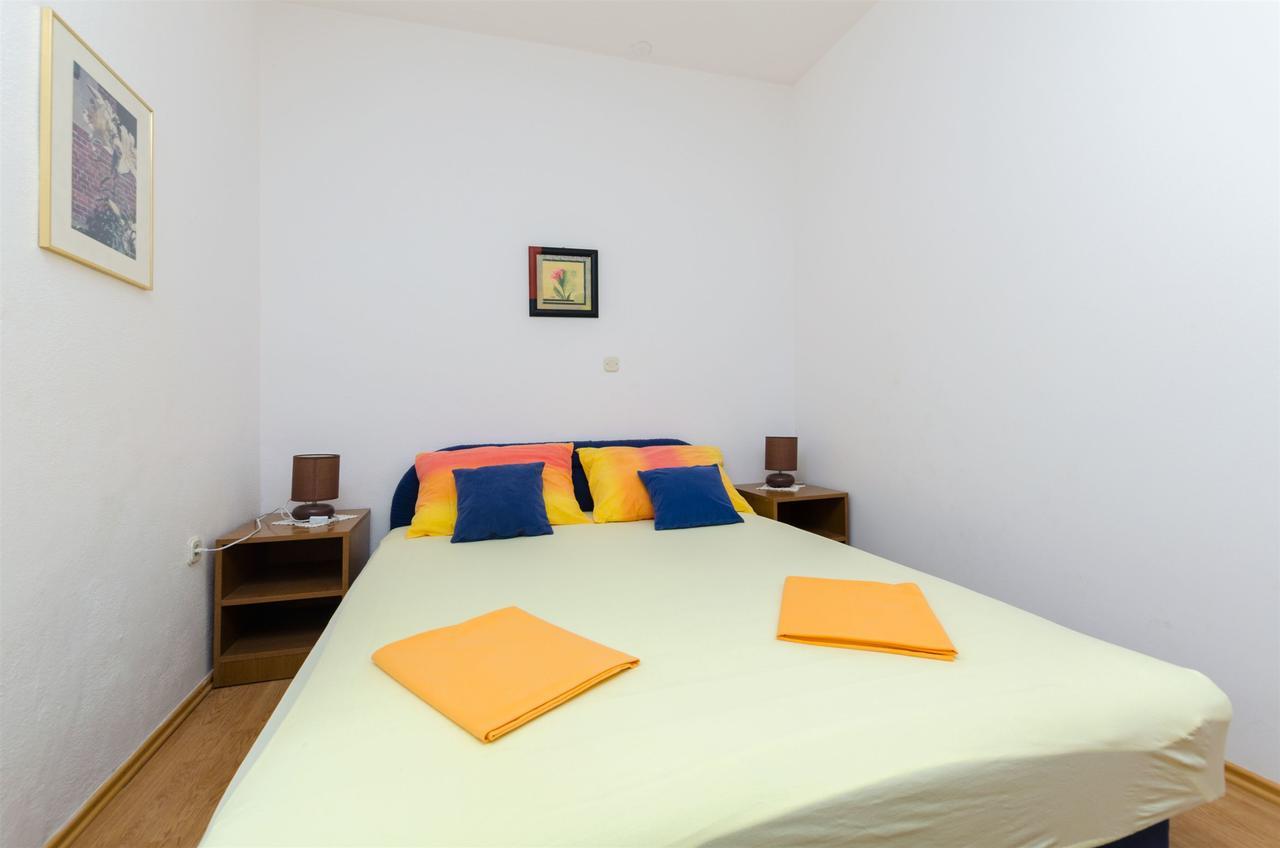Apartments Zdenka オミシュ エクステリア 写真