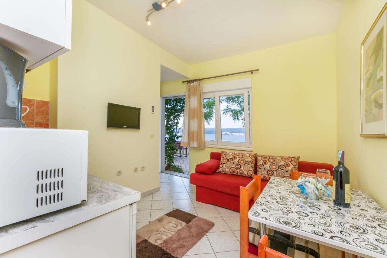 Apartments Zdenka オミシュ エクステリア 写真